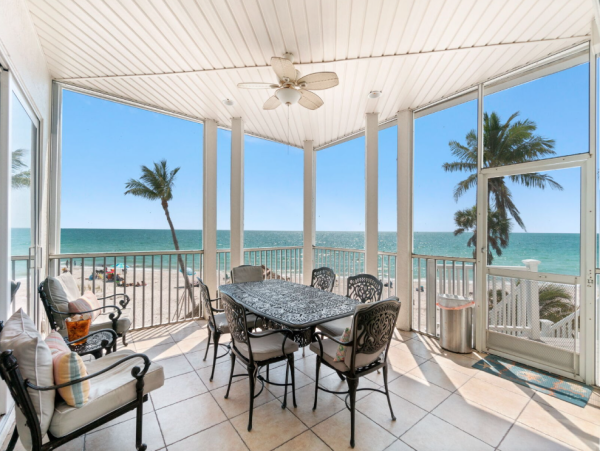 Luxurious 6-Bedroom Beachfront Residence Near Bonita Beach